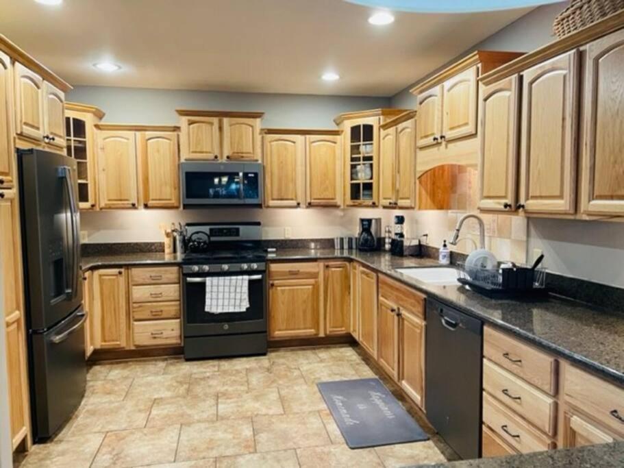 Relaxingrejuvenating 4Br 3 And Half Ba Cabin Munds Park Dış mekan fotoğraf